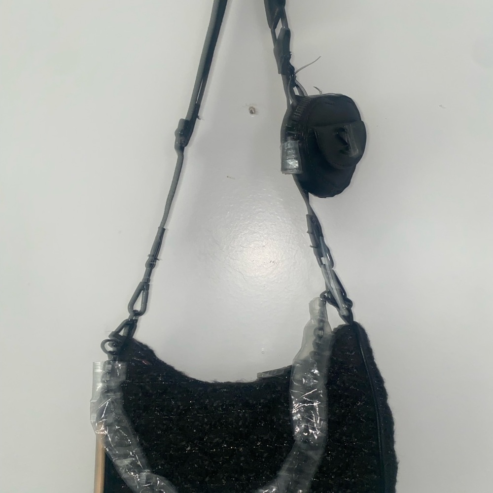 Steve Madden sweater purse - Picture 6 of 7